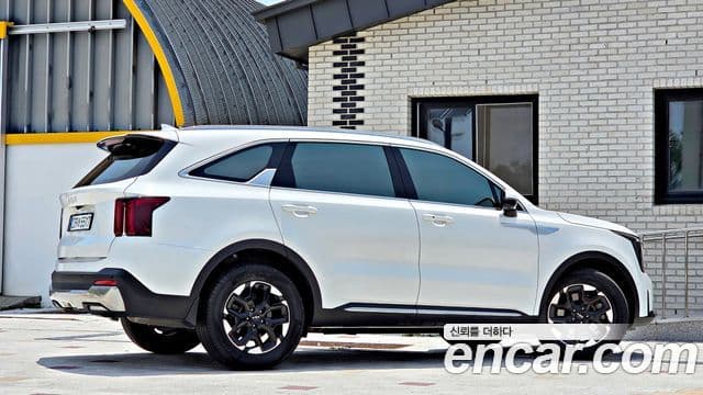 Kia Sorento 2023 — Şəkil 4/20