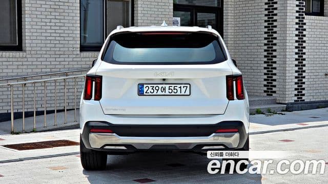 Kia Sorento 2023 — Şəkil 6/20
