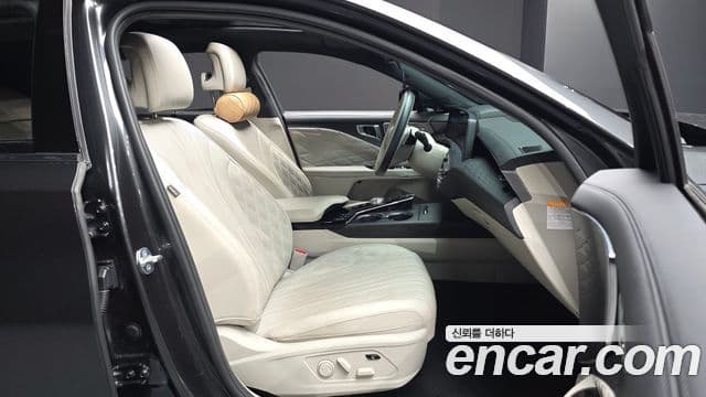 Kia K8 2021 — Photo 22/38