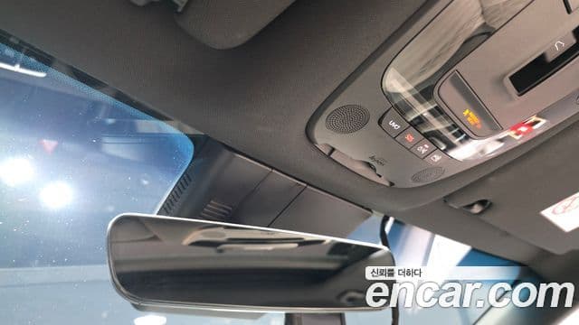 Kia K8 2021 — Photo 2/38