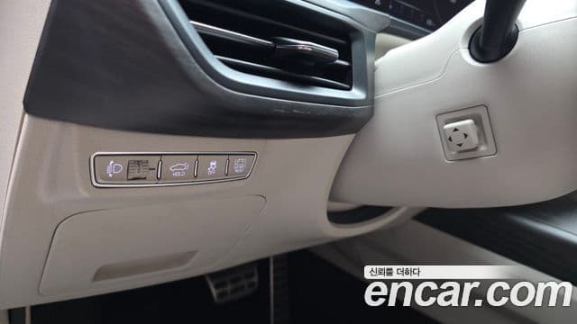 Kia K8 2021 — Photo 16/38