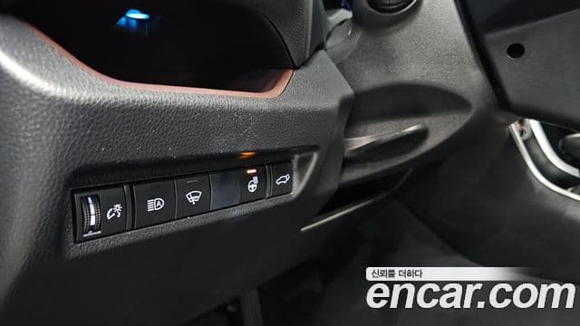 Toyota RAV4 2019 — ფოტო 20/20