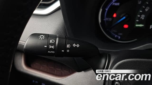 Toyota RAV4 2019 — Photo 24/35
