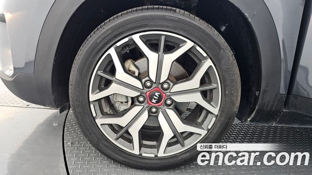 Kia Seltos 2023 — Şəkil 5/20