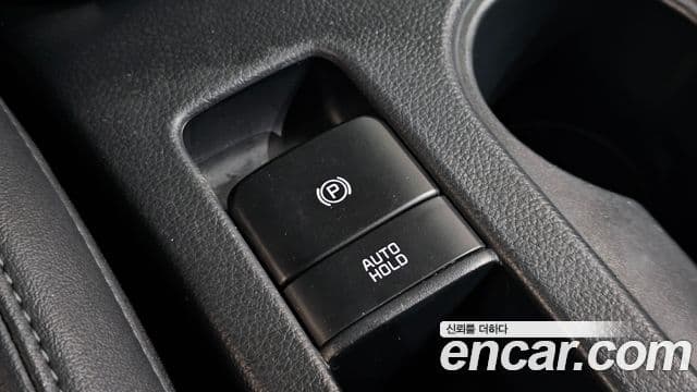 Kia Seltos 2023 — Şəkil 15/20