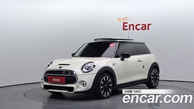 Mini Cooper S 2020 — ფოტო 4/31