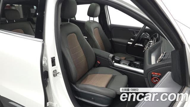 Mercedes-Benz EQA 2023 — ფოტო 23/32