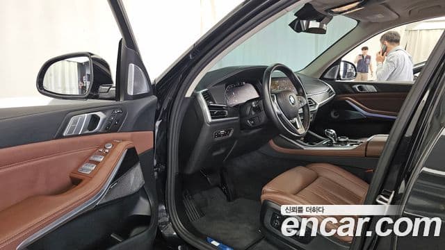 BMW X7 2021 — Photo 4/20