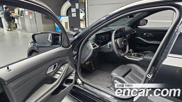 BMW M3 2025 — Şəkil 22/32