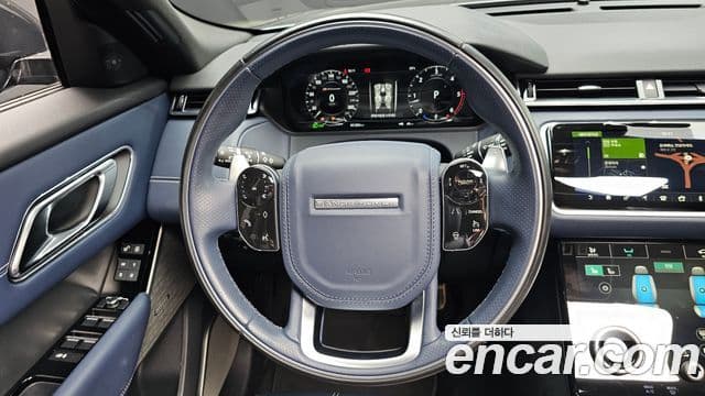 Land Rover Range Rover Velar 2018 — Şəkil 12/20