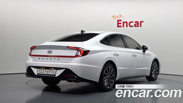 Hyundai Sonata 2023 — Фото 2/20