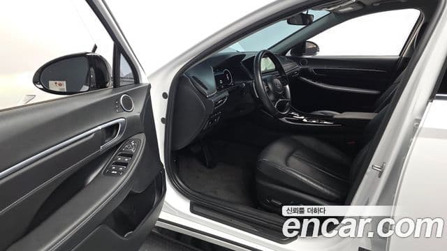 Hyundai Sonata 2023 — Фото 10/20