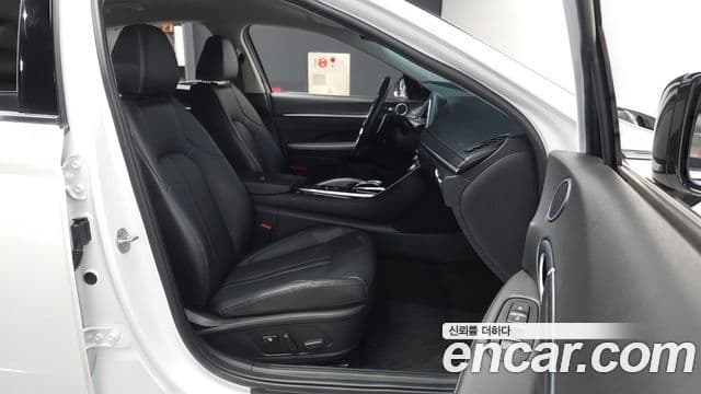Hyundai Sonata 2023 — Фото 11/20