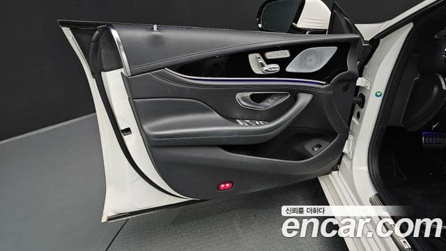 Mercedes-Benz AMG GT 2022 — Photo 23/37
