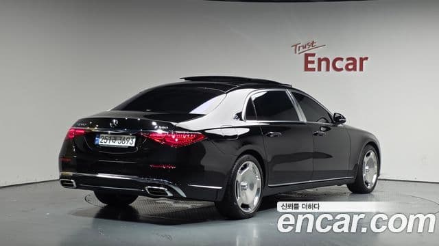 Mercedes-Benz S-Class 2022 — ფოტო 2/20
