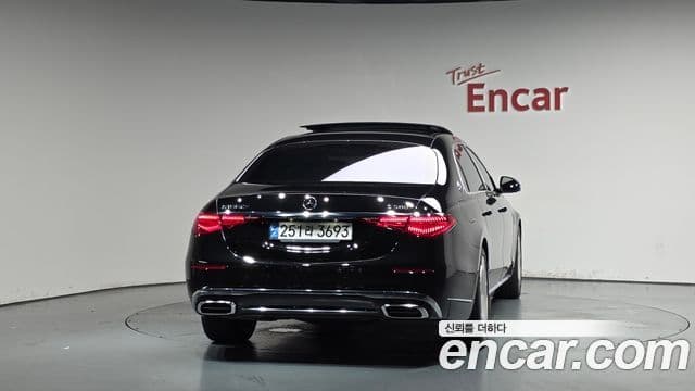 Mercedes-Benz S-Class 2022 — ფოტო 4/20