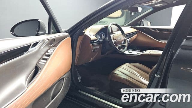 Genesis Electrified G80 2023 — ფოტო 10/20