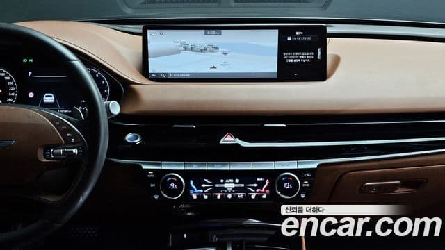 Genesis Electrified G80 2023 — ფოტო 15/20