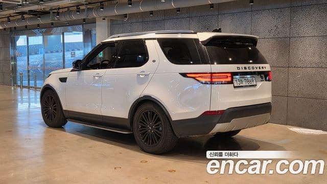 Land Rover Discovery 5 2018 — ფოტო 1/20