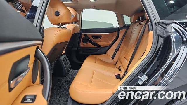BMW 4 Series 2019 — Şəkil 10/20