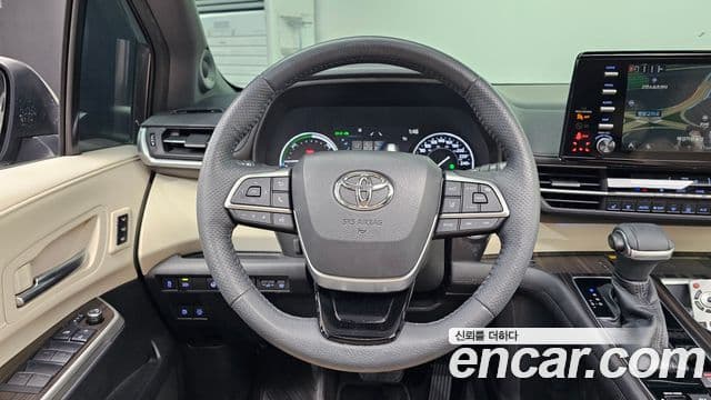 Toyota Sienna 2021 — Şəkil 13/20