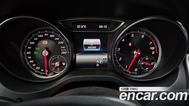 Mercedes-Benz CLA-Class 2018 — ფოტო 20/33