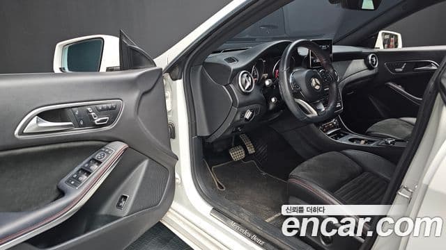 Mercedes-Benz CLA-Class 2018 — ფოტო 33/33