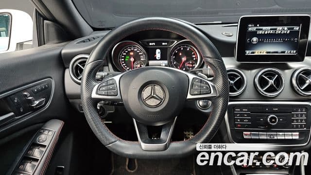 Mercedes-Benz CLA-Class 2018 — ფოტო 25/33