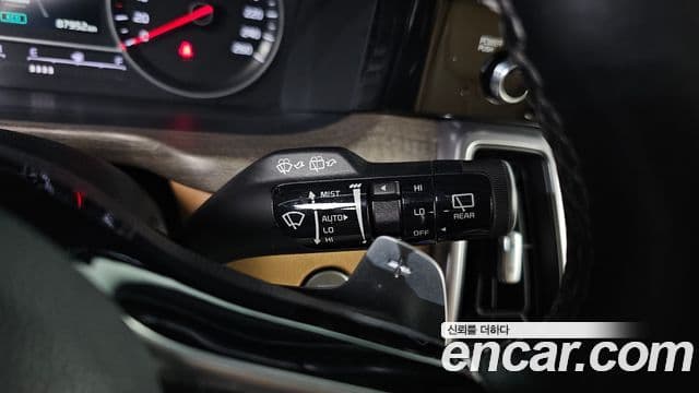 Kia Sorento 2022 — ფოტო 15/20