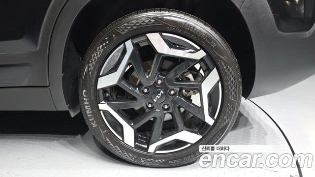 Kia Seltos 2022 — Photo 7/30