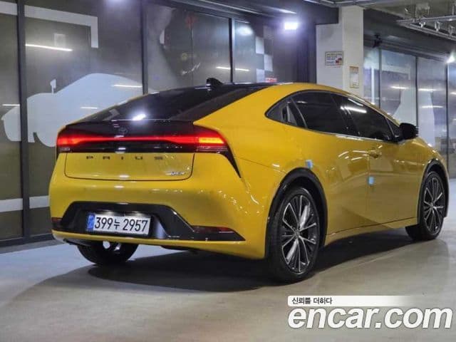 Toyota Prius 2026 — Şəkil 3/20