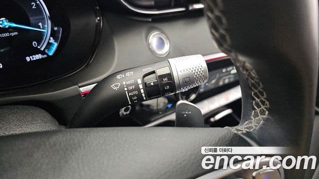 Genesis GV70 2021 — Photo 24/34