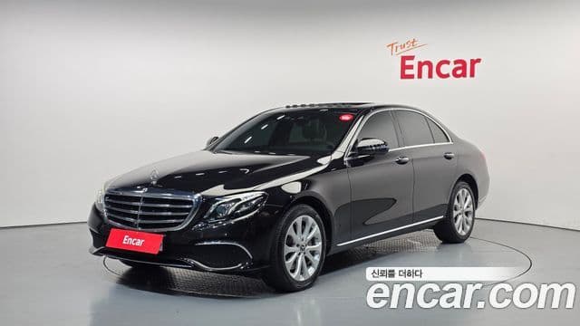Mercedes-Benz E-Class 2018 — Şəkil 1/20