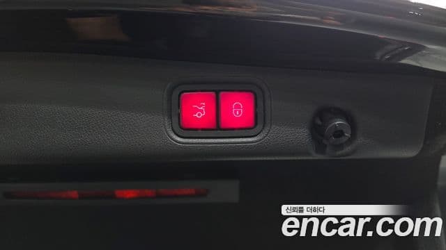Mercedes-Benz E-Class 2018 — Şəkil 16/32