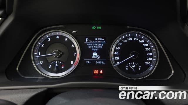 Hyundai Sonata 2019 — ფოტო 8/20