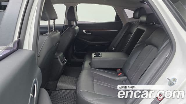 Hyundai Sonata 2019 — ფოტო 12/20