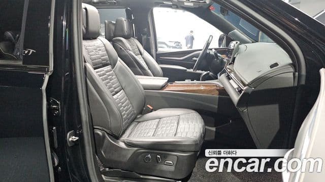 Cadillac Escalade 2023 — ფოტო 12/20