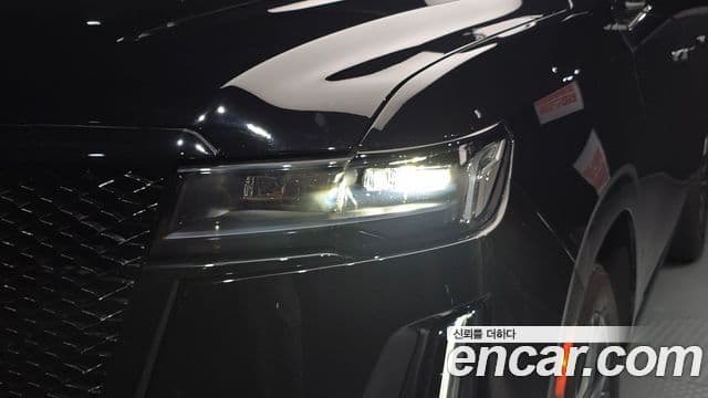 Cadillac Escalade 2023 — Photo 27/35