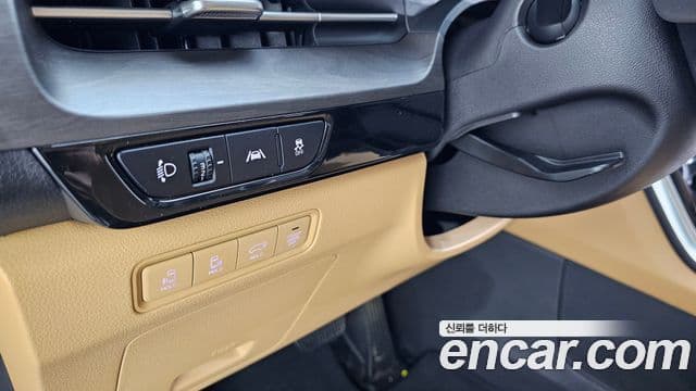 Kia Carnival 2023 — фото 20 из 20