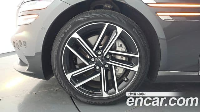 Genesis Electrified G80 2024 — ფოტო 5/20