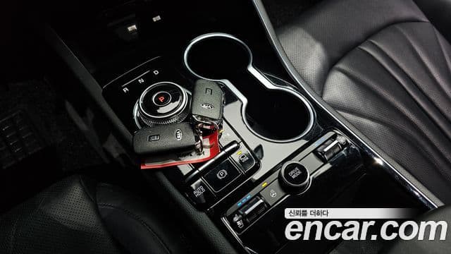Kia K5 2020 — ფოტო 7/20
