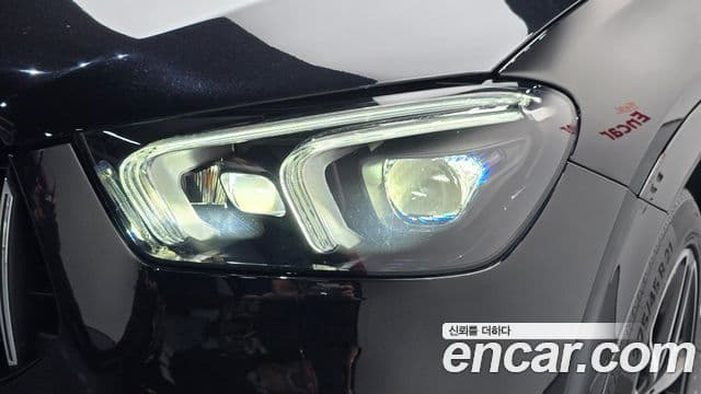 Mercedes-Benz GLE-Class 2023 — Photo 34/36