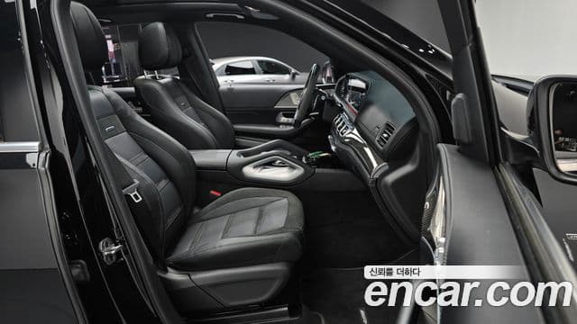 Mercedes-Benz GLE-Class 2023 — Photo 7/36