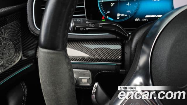 Mercedes-Benz GLE-Class 2023 — Photo 35/36