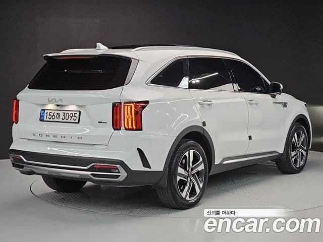 Kia Sorento 2022 — ფოტო 3/20