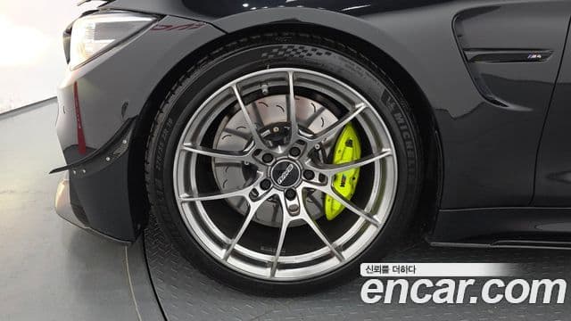 BMW M4 2018 — ფოტო 5/20