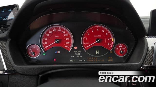BMW M4 2018 — ფოტო 8/20