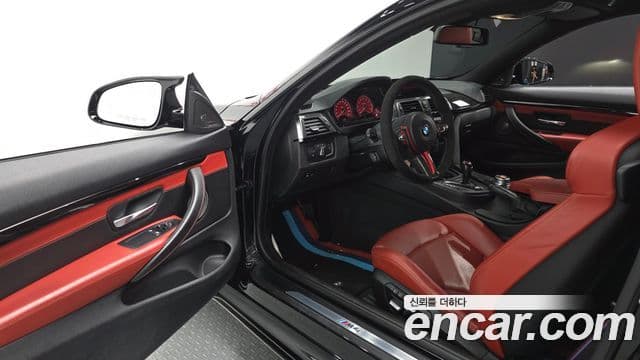 BMW M4 2018 — ფოტო 10/20