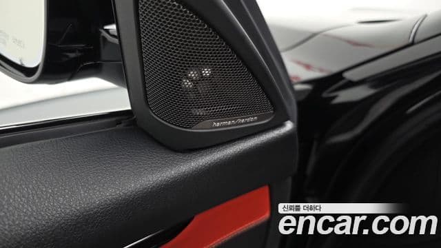 BMW M4 2018 — ფოტო 24/32