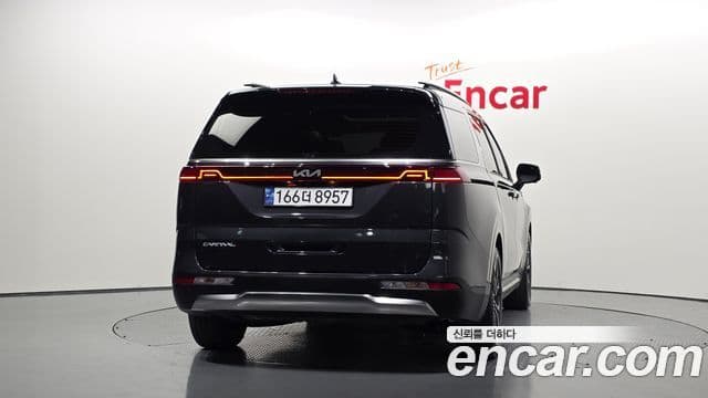 Kia Carnival 2023 — Şəkil 4/20